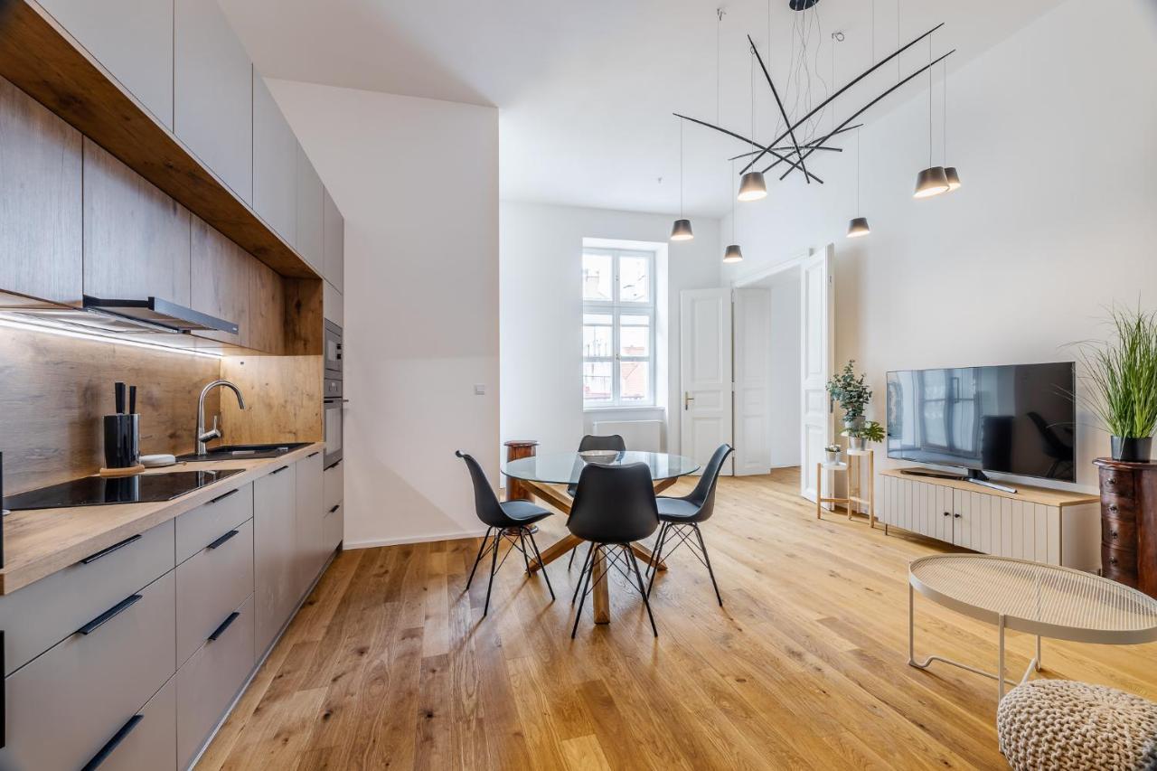 Apartament Elegant Located In The Centre Of