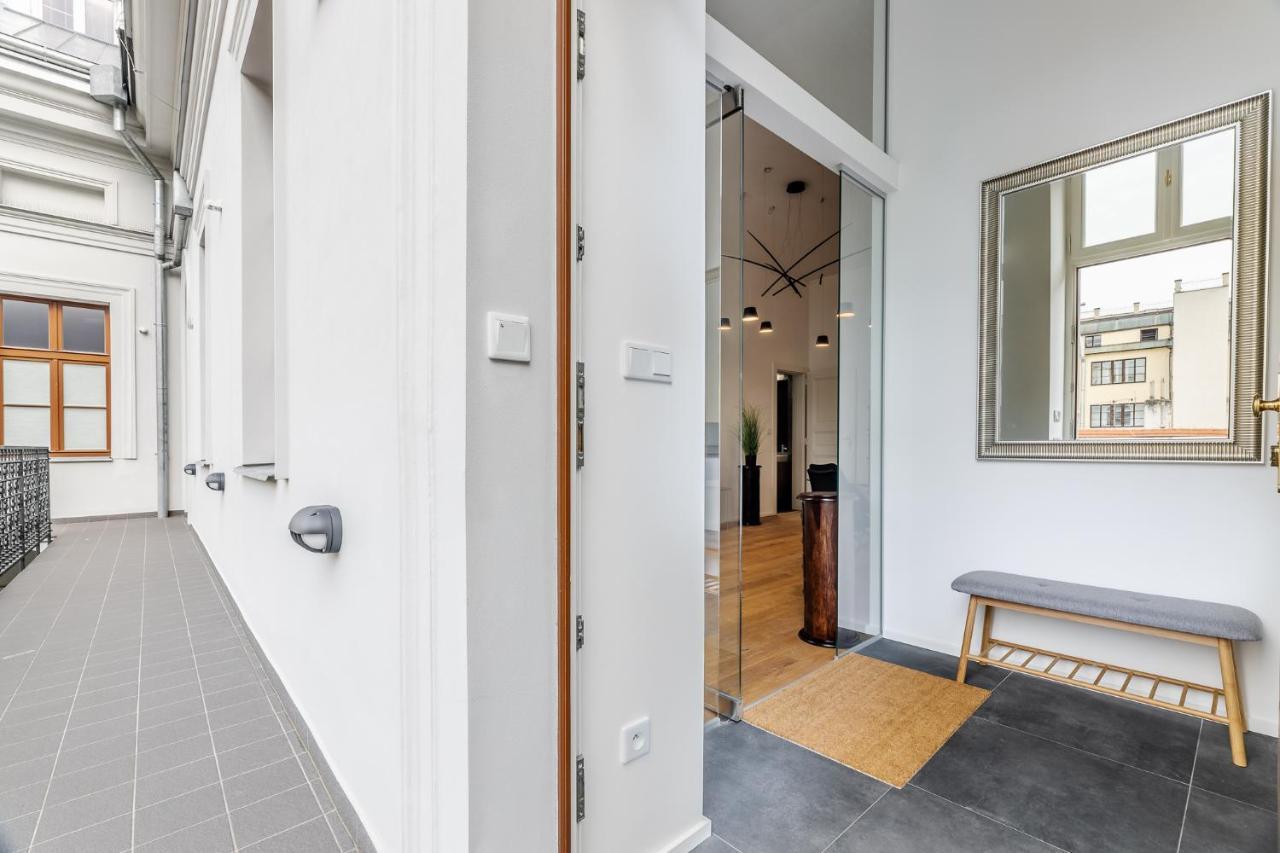 Elegant Located In The Centre Of Praga