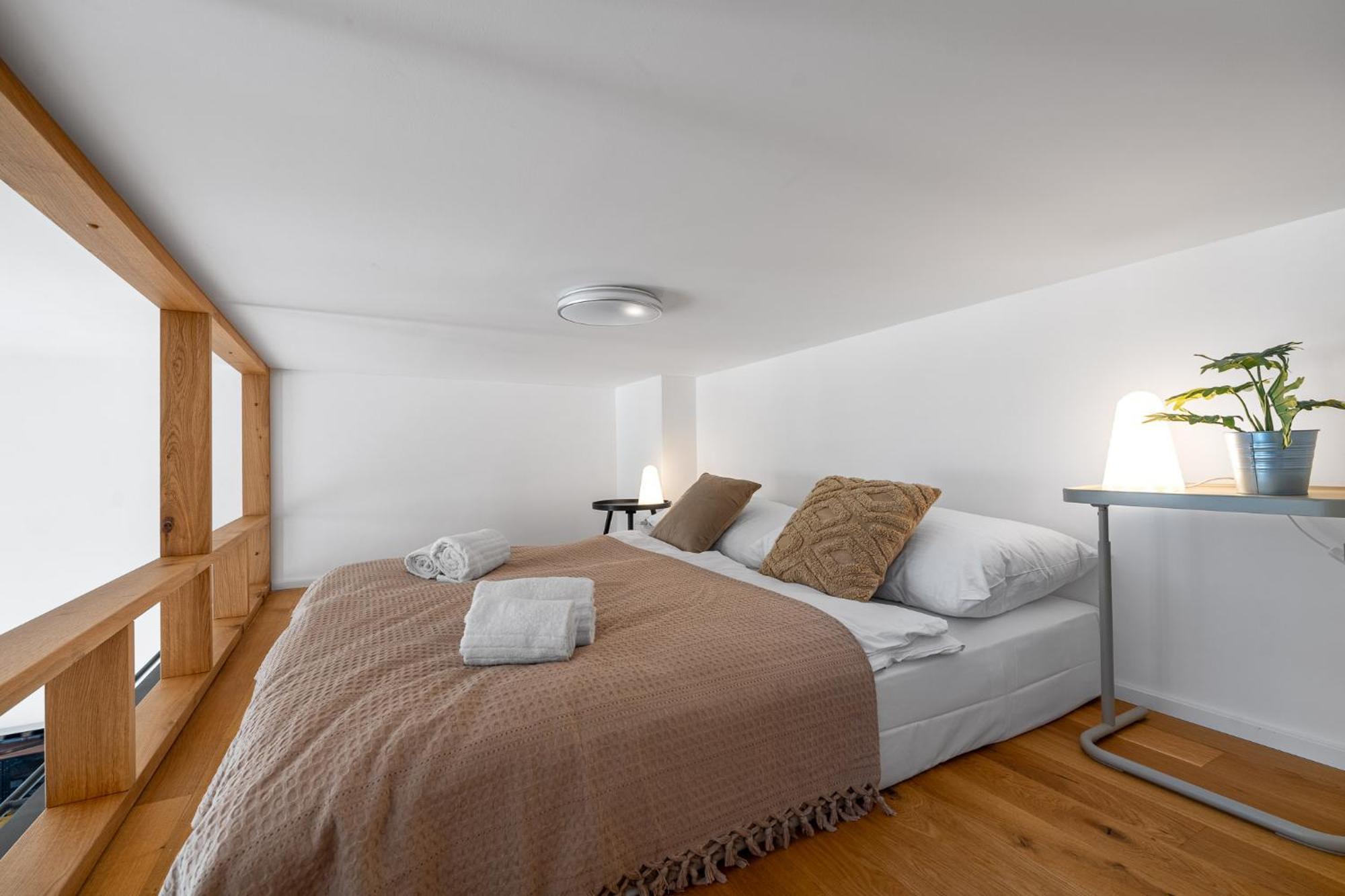 Apartament Elegant Located In The Centre Of *